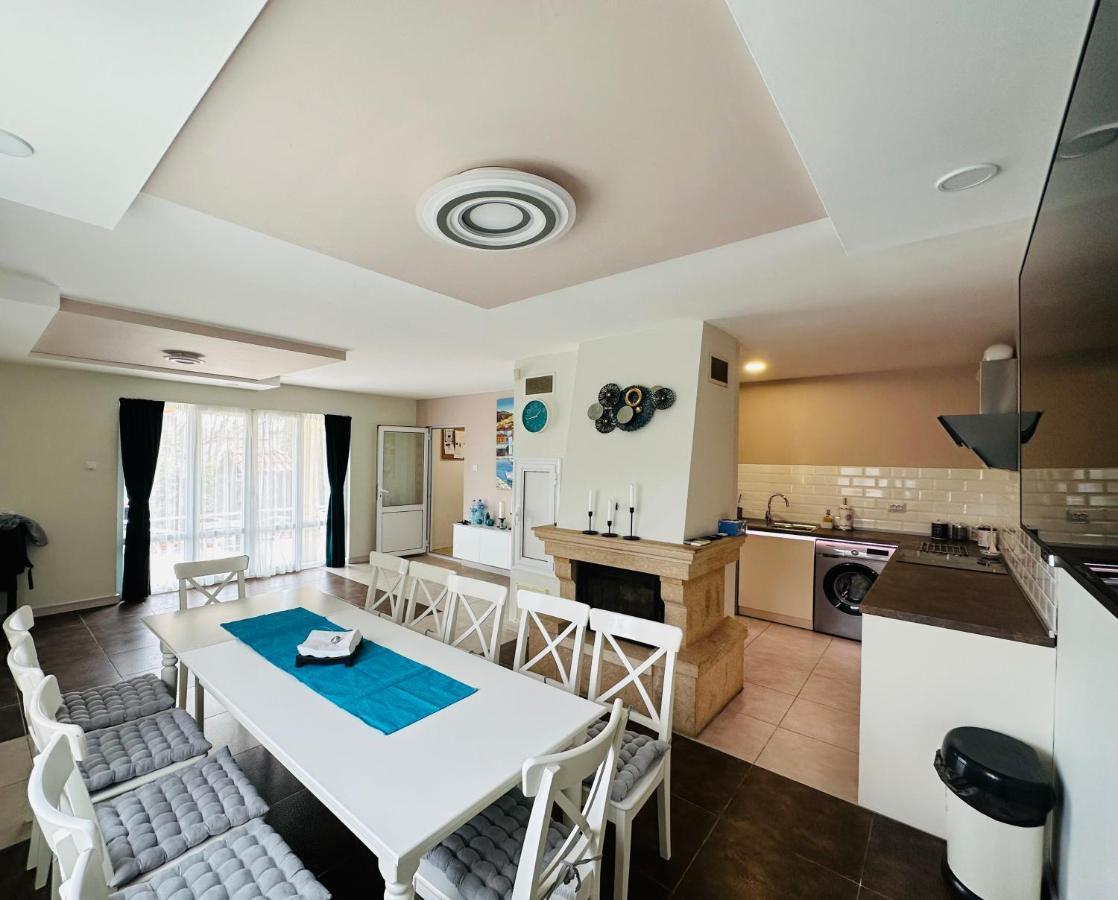 Villa Holiday Μπαλτσίκ Εξωτερικό φωτογραφία